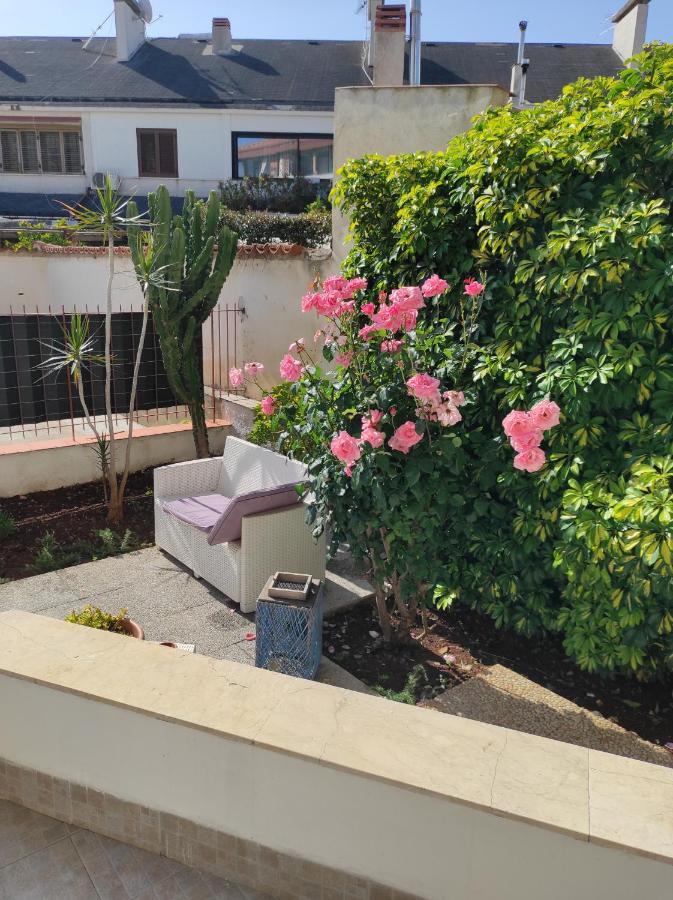Вилла Antigone Holiday House Монделло Экстерьер фото